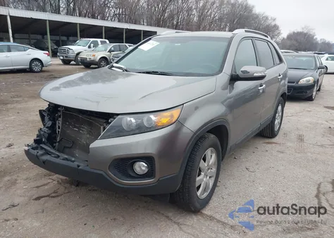 2013 Kia Sorento Lx from USA, damaged, VIN 5XYKT3A61DG361158